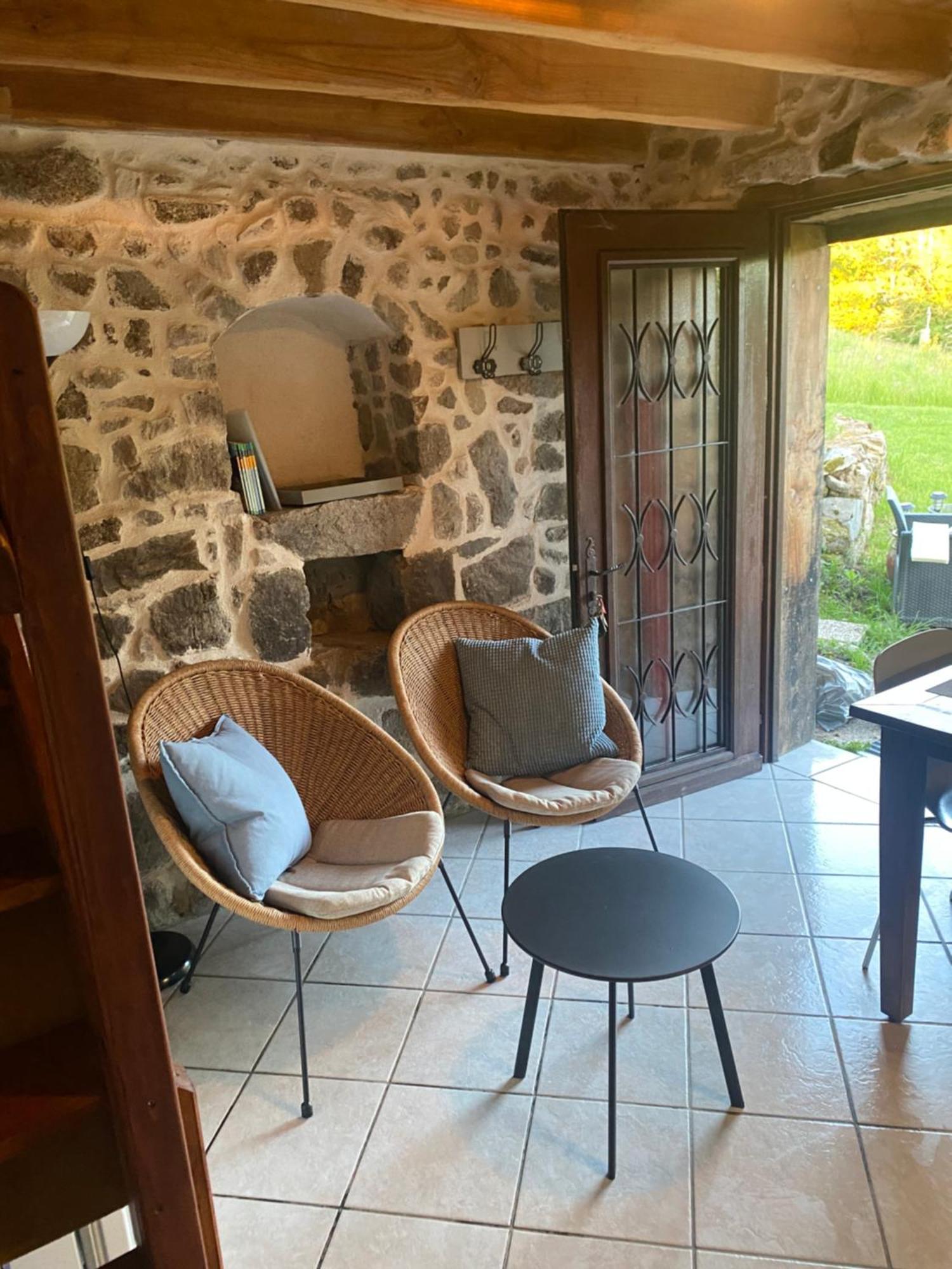 Maisonnette Chaleureuse De 35M2 Miremont  Exterior photo